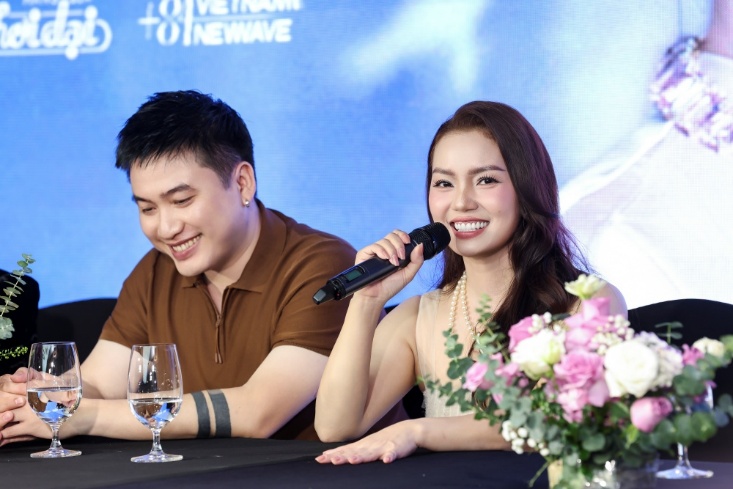 Mơ thấy ca sĩ thần tượng có chồng/ vợ