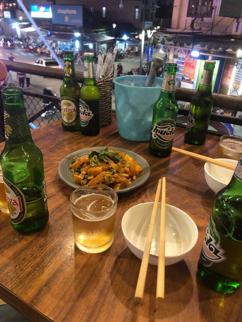 Giải mã điềm báo mơ thấy đi nhậu