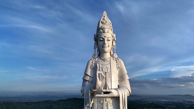 Mơ thấy phật quan âm bồ tát là điềm gì? Mẹ quan âm số mấy?