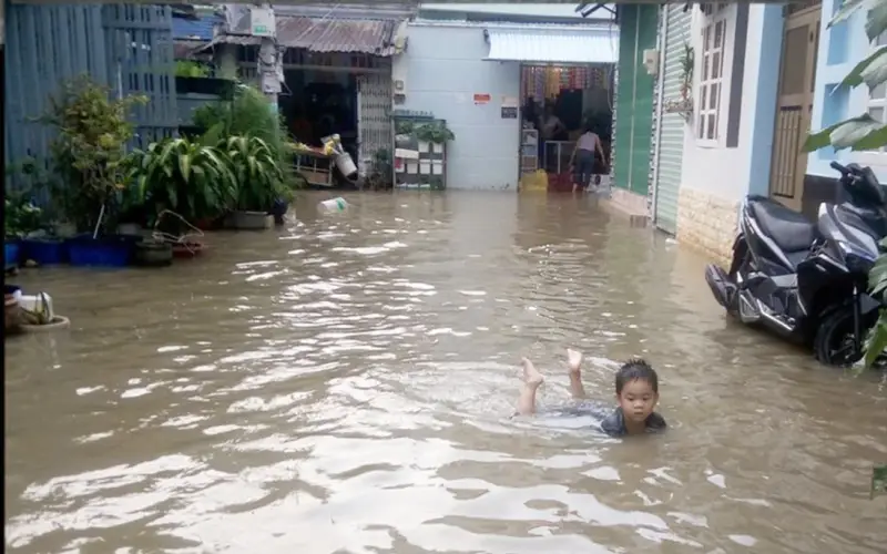 Giải mã từng trường hợp nước chảy vào nhà