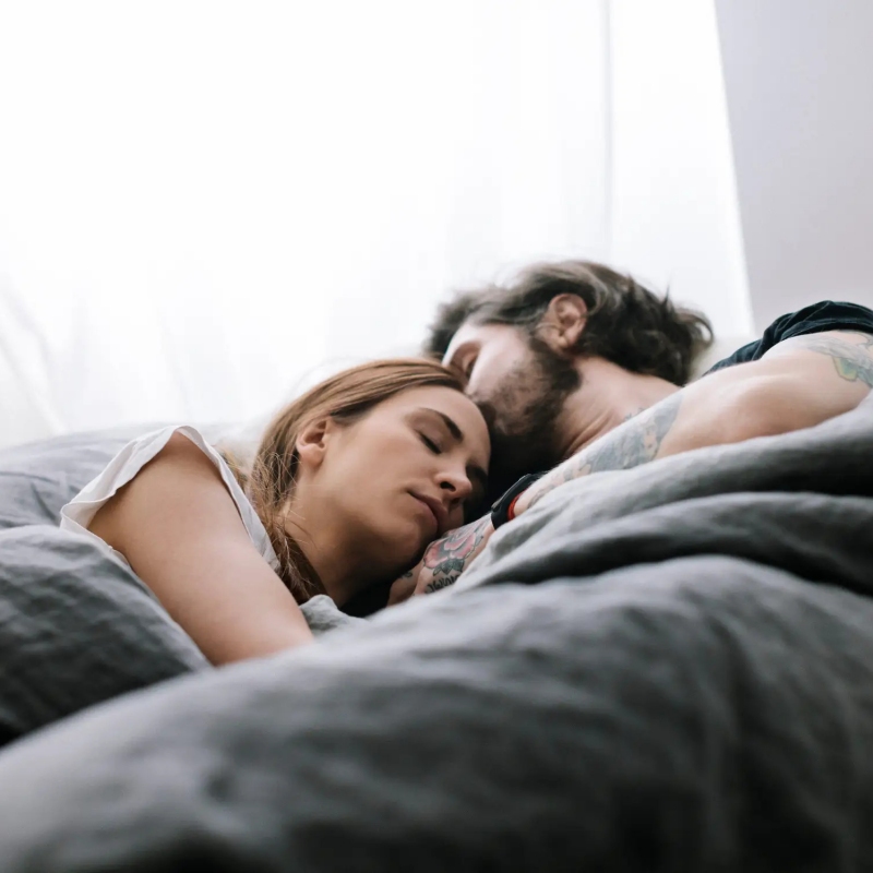 Mơ thấy quan hệ tình dục là điềm gì? Quan hệ với người lạ