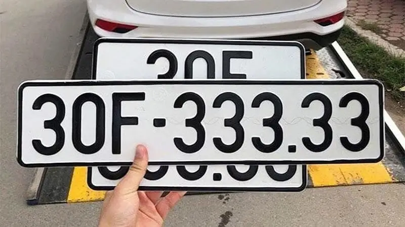 Có nên chọn số 33 khi mua sim hoặc biển số xe?